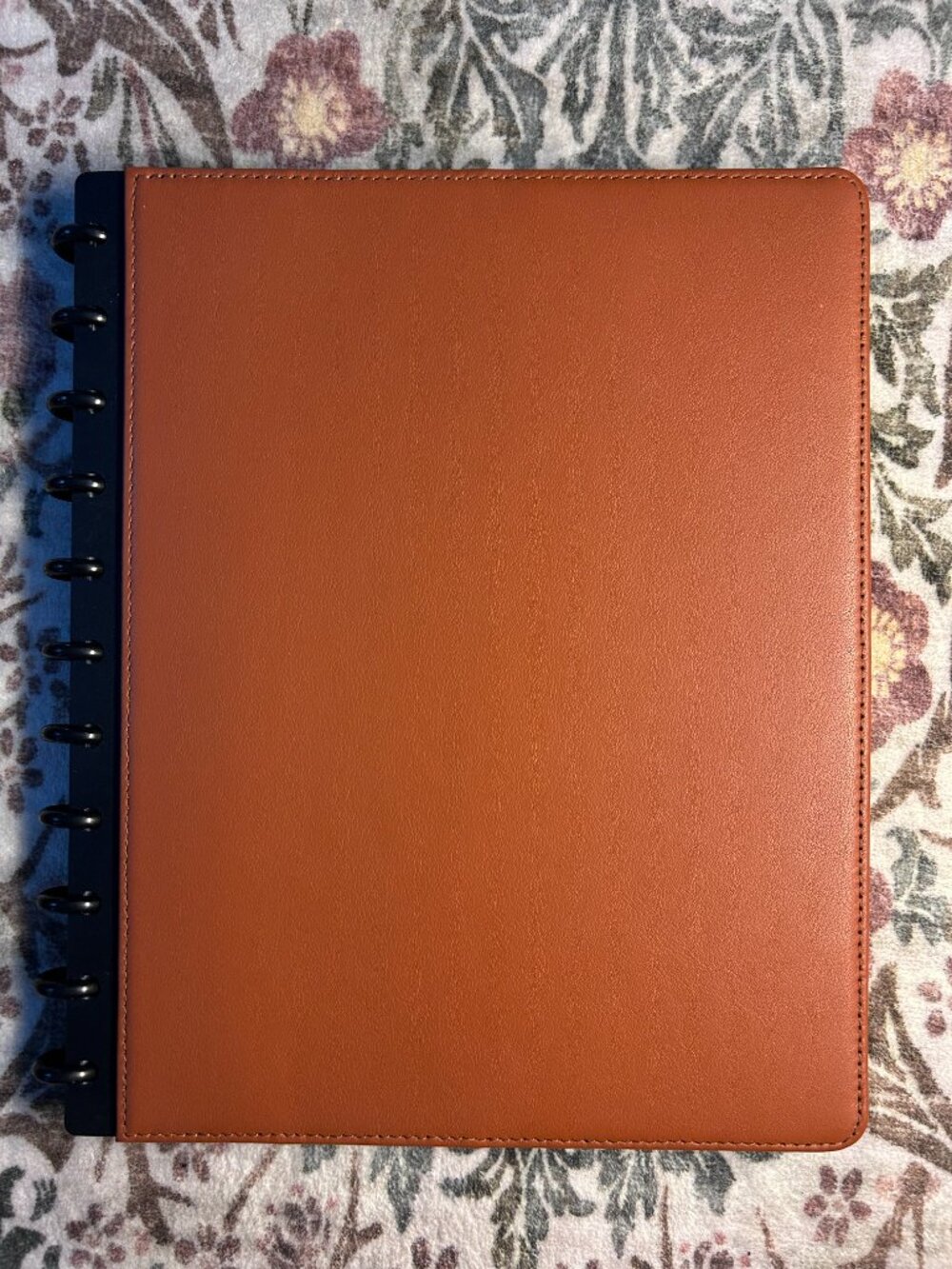 Circa Leather Discbound Calendar, Planner, Notebook. Color: Saddle